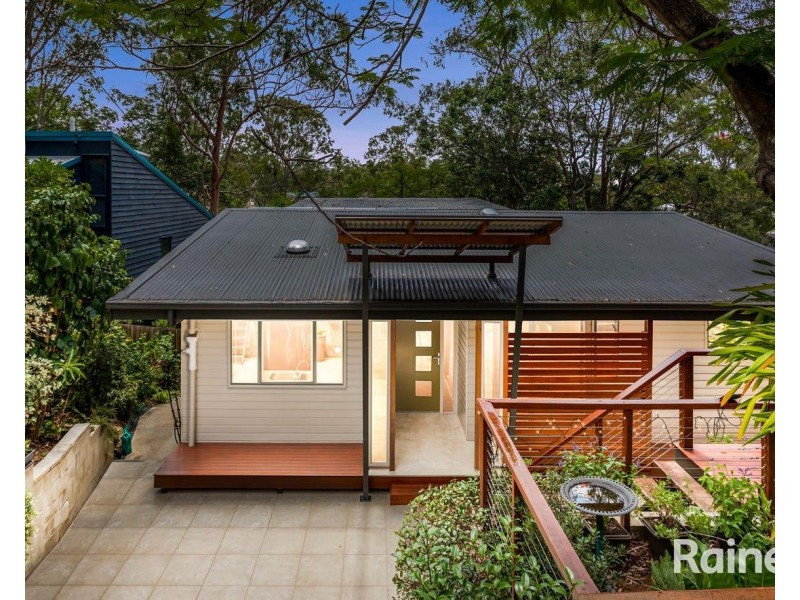 3 Blackstone St., Indooroopilly QLD 4068