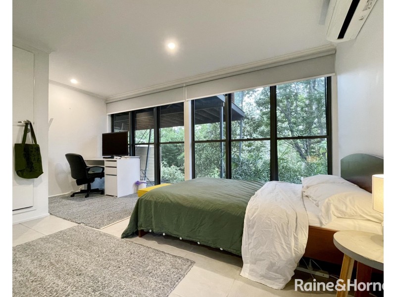 3 Blackstone St., Indooroopilly QLD 4068