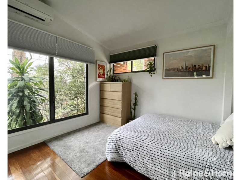 3 Blackstone St., Indooroopilly QLD 4068