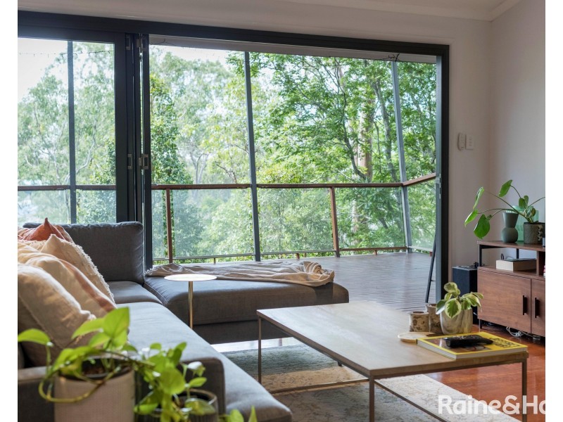 3 Blackstone St., Indooroopilly QLD 4068