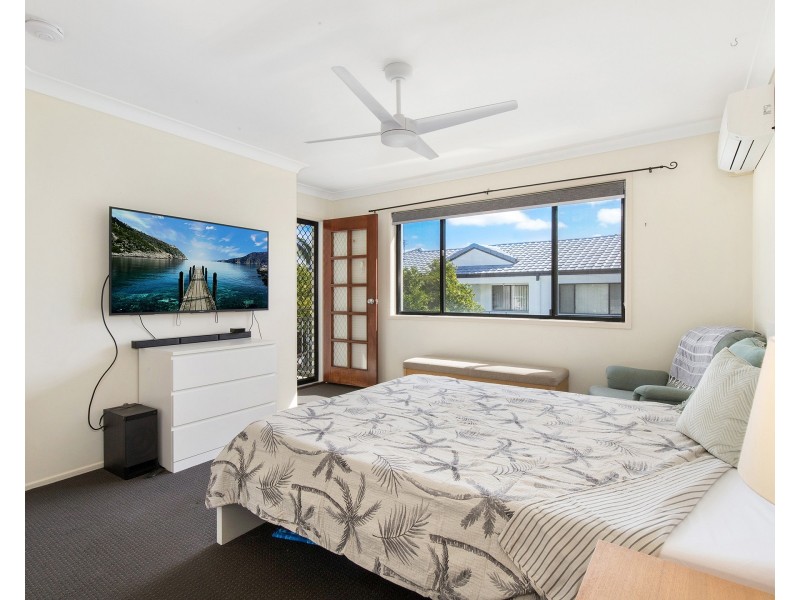 32/2 Concord Circuit, Robina QLD 4226