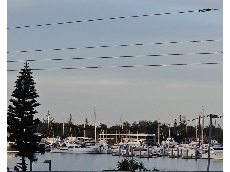 206/2 Barney Street, Southport QLD 4215