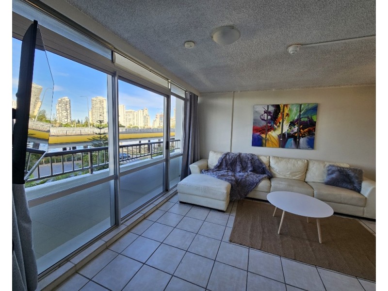 206/2 Barney Street, Southport QLD 4215