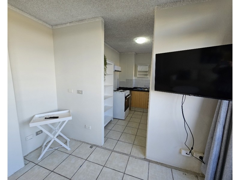 206/2 Barney Street, Southport QLD 4215