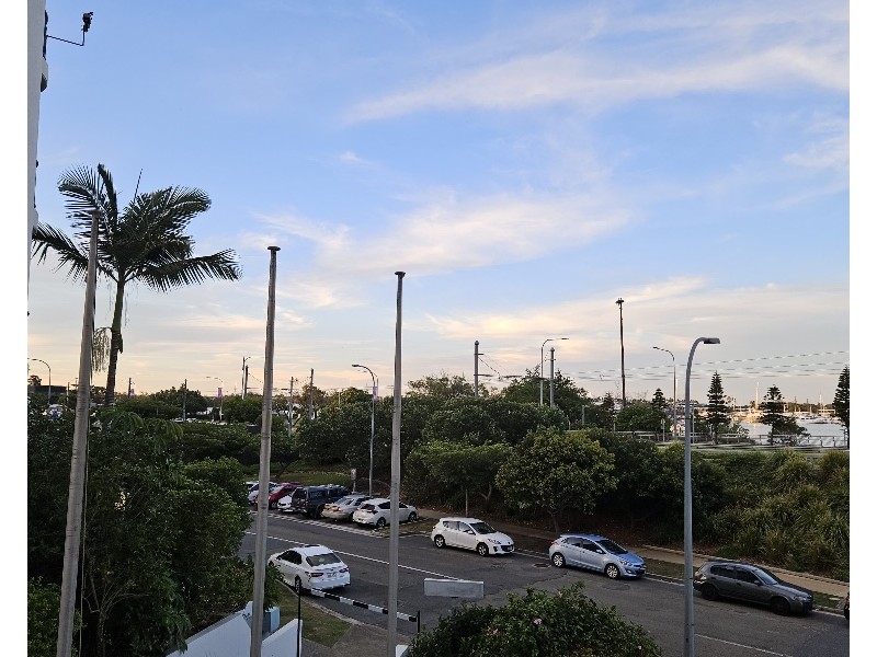 206/2 Barney Street, Southport QLD 4215