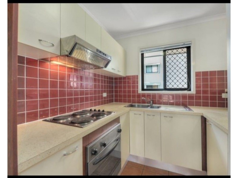 106 Linton Street, Kangaroo Point QLD 4169