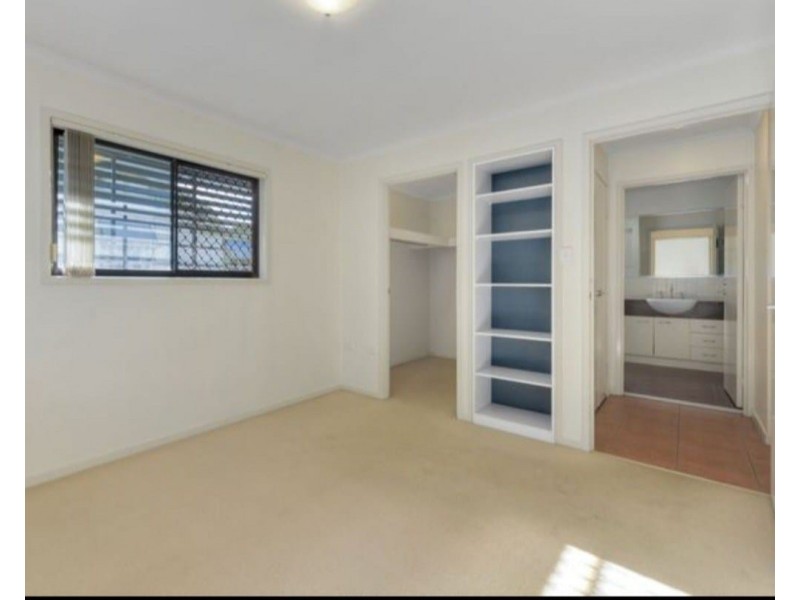 106 Linton Street, Kangaroo Point QLD 4169