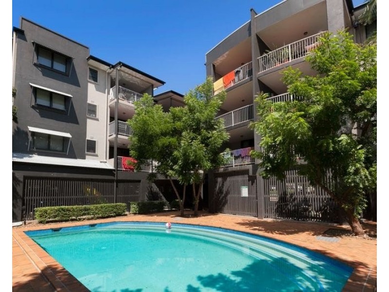 106 Linton Street, Kangaroo Point QLD 4169