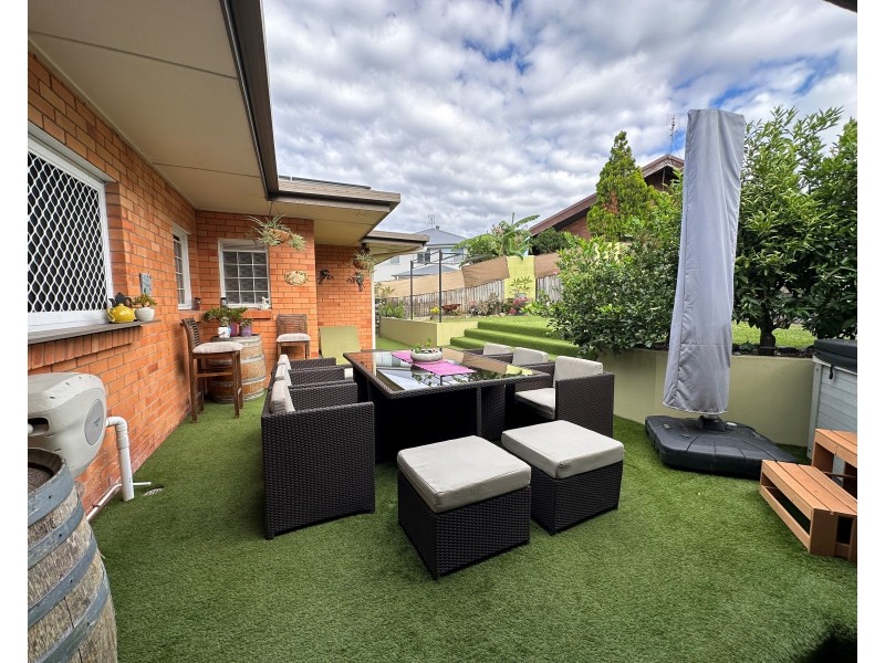 79 Ward Street, Southport QLD 4215