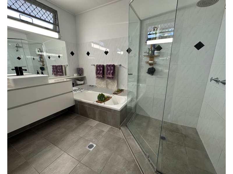 79 Ward Street, Southport QLD 4215