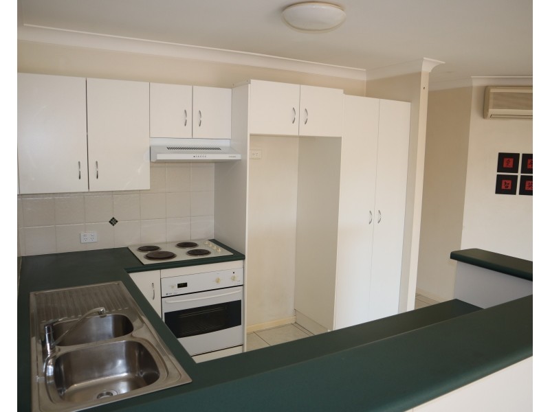 4/115 Albany Creek Road, Aspley QLD 4034