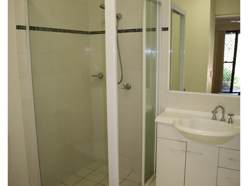 4/115 Albany Creek Road, Aspley QLD 4034