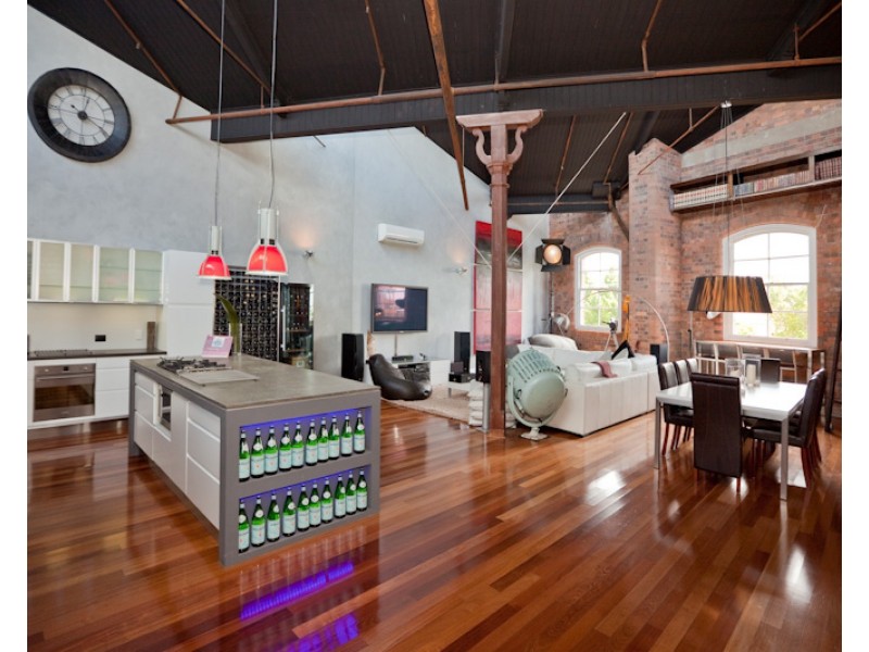 54 Vernon Terrace, Teneriffe QLD 4005