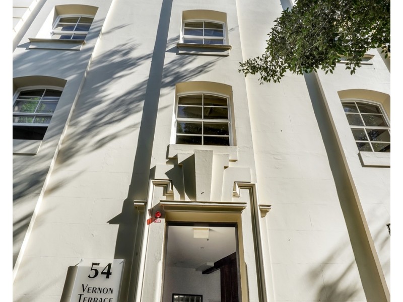 54 Vernon Terrace, Teneriffe QLD 4005