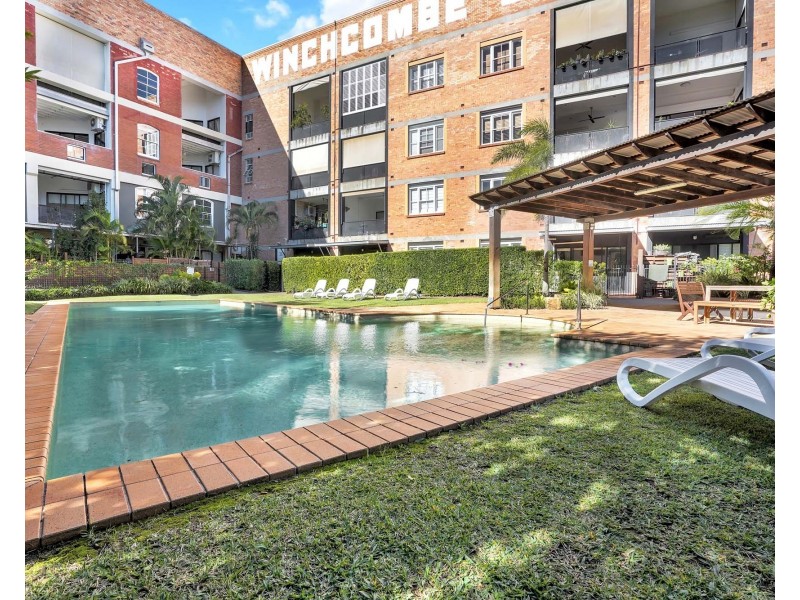 54 Vernon Terrace, Teneriffe QLD 4005