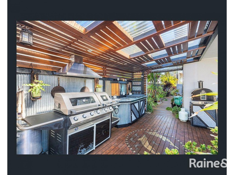 28 Bellanboe Cct, Pelican Waters QLD 4551