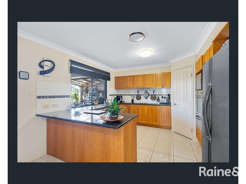28 Bellanboe Cct, Pelican Waters QLD 4551