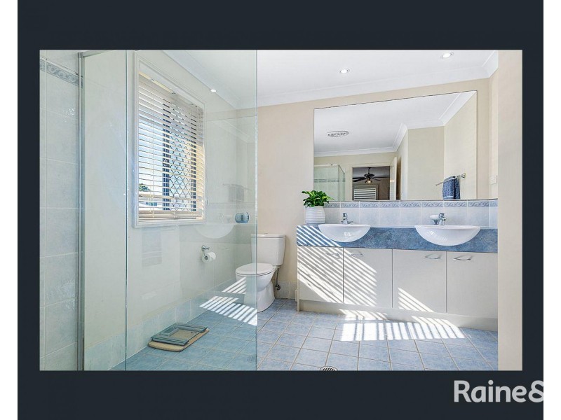 28 Bellanboe Cct, Pelican Waters QLD 4551