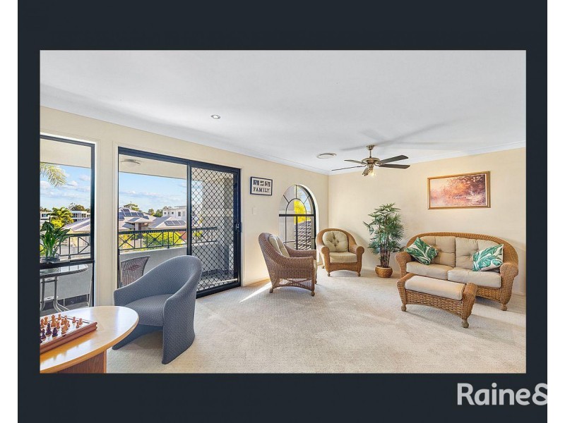 28 Bellanboe Cct, Pelican Waters QLD 4551