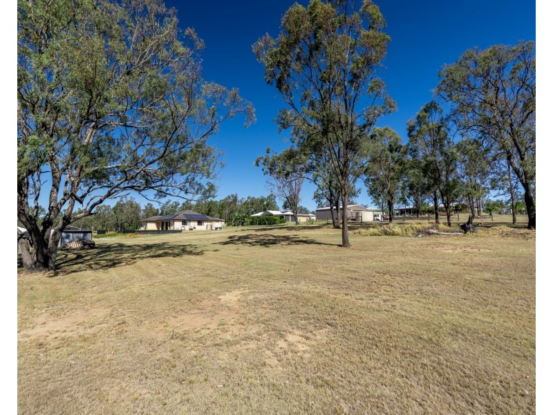 6 Kerry View Court, Forest Hill QLD 4342
