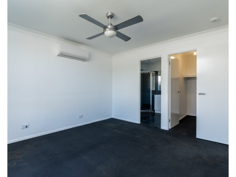 6 Kerry View Court, Forest Hill QLD 4342