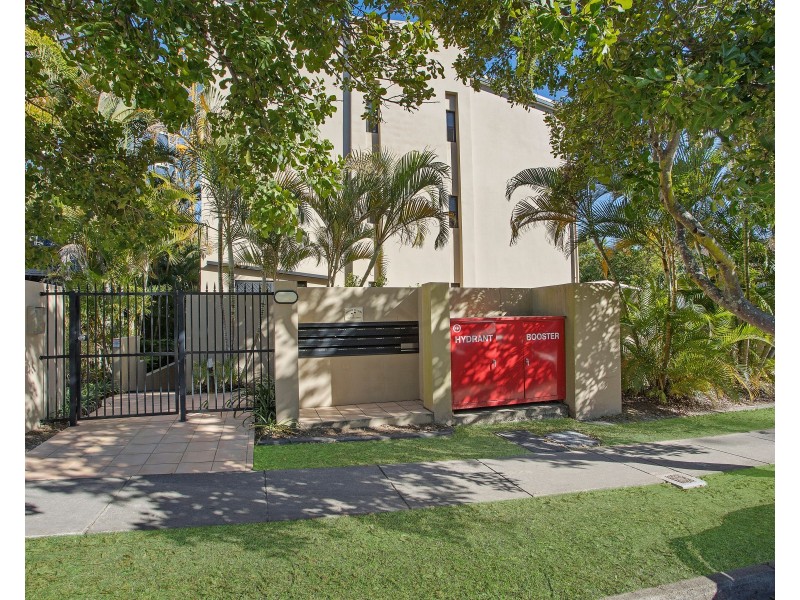 10/4 Mawarra St, Palm Beach QLD 4221