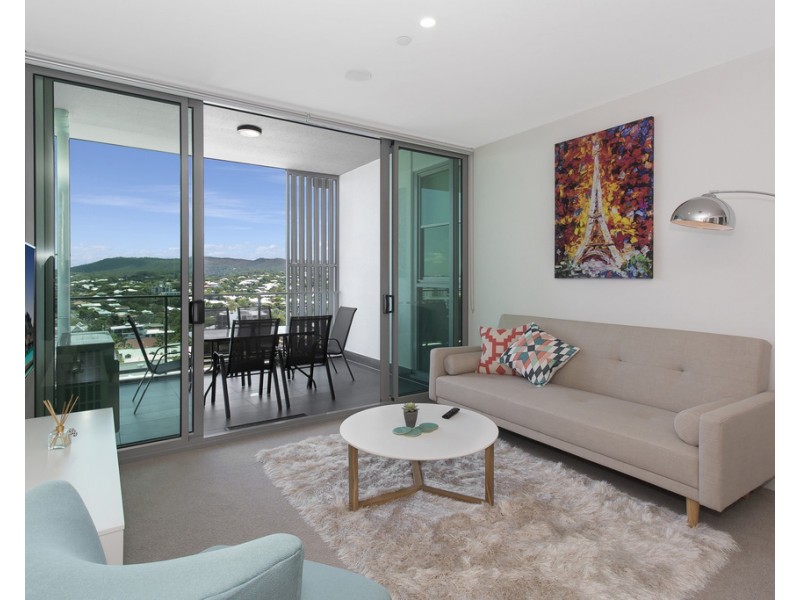 64/21 Manning Street, Milton QLD 4064