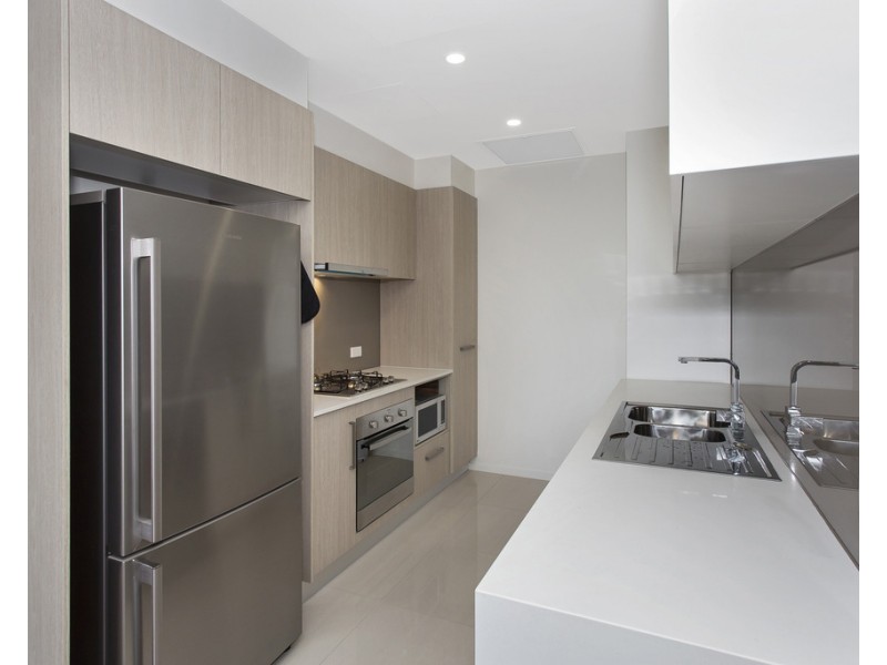 64/21 Manning Street, Milton QLD 4064