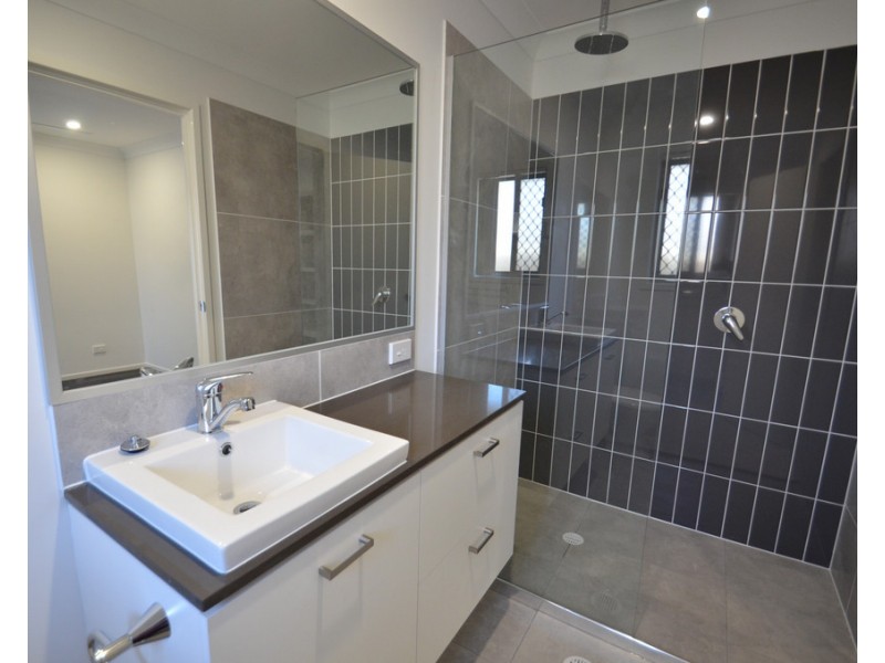 Boronia Heights QLD 4124