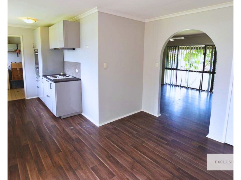 1 Carla Court, Kallangur QLD 4503