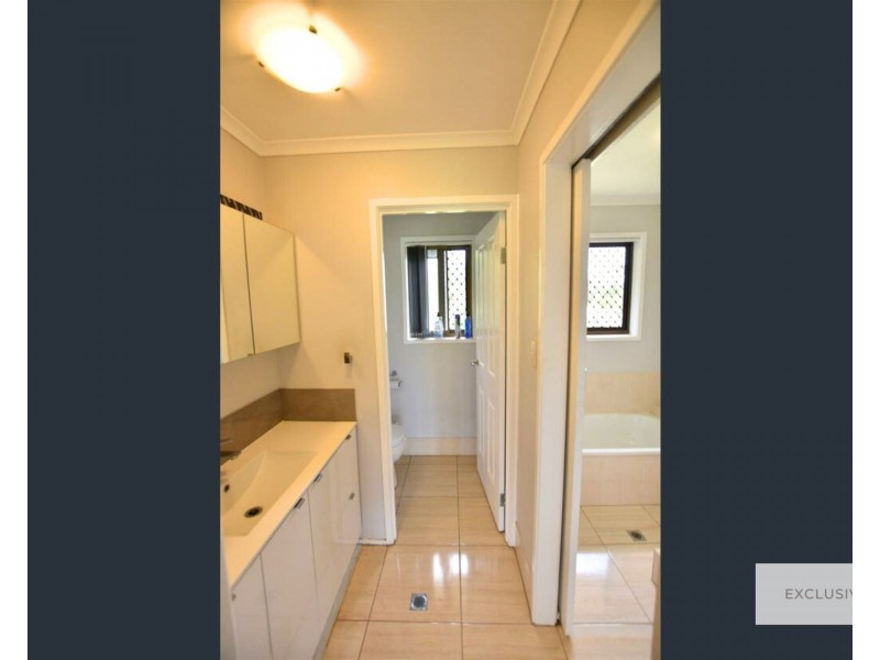 1 Carla Court, Kallangur QLD 4503