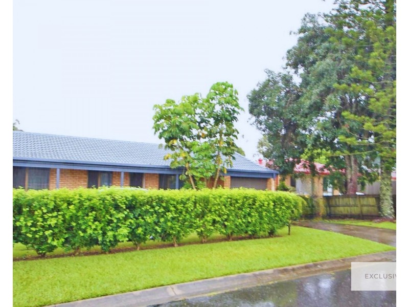 1 Carla Court, Kallangur QLD 4503