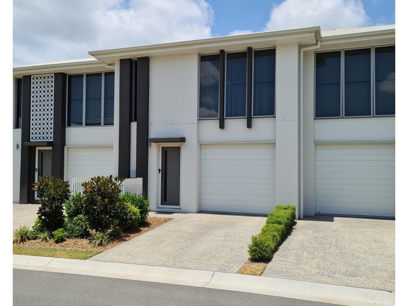 Unit 34/5 Angela Way, Pimpama QLD 4209