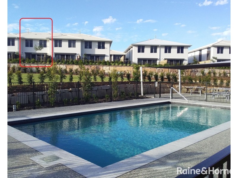 Unit 34/5 Angela Way, Pimpama QLD 4209