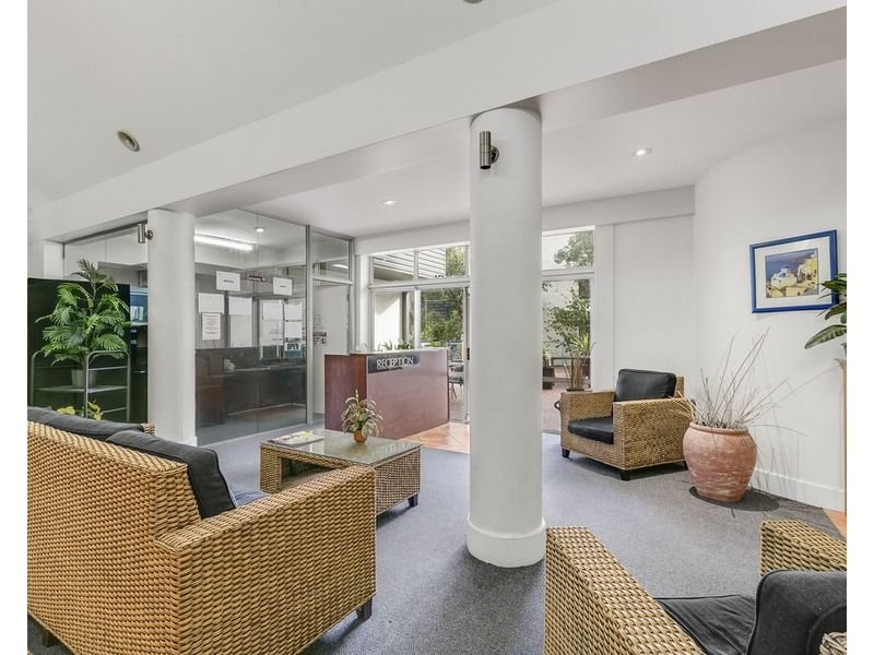 112/2 Barney Street, Southport QLD 4215
