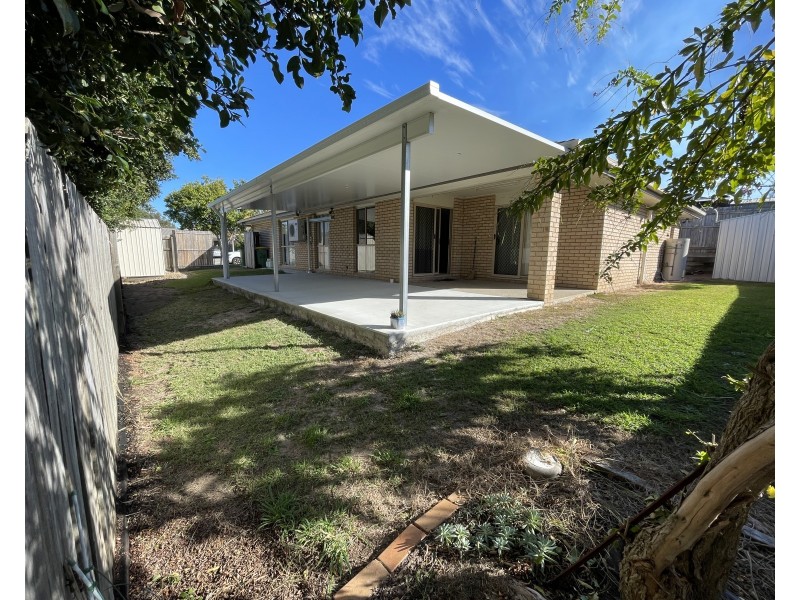 20 Paul Drive, Regents Park QLD 4118