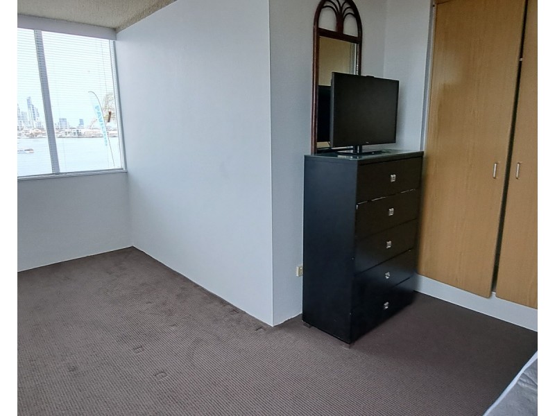 311/2 Barney Street, Southport QLD 4215