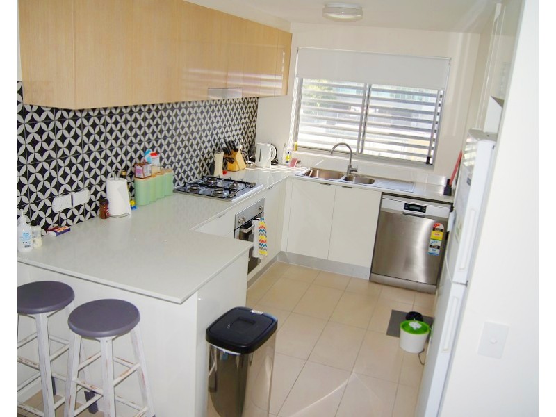 2/19 Talbot Street, Coorparoo QLD 4151