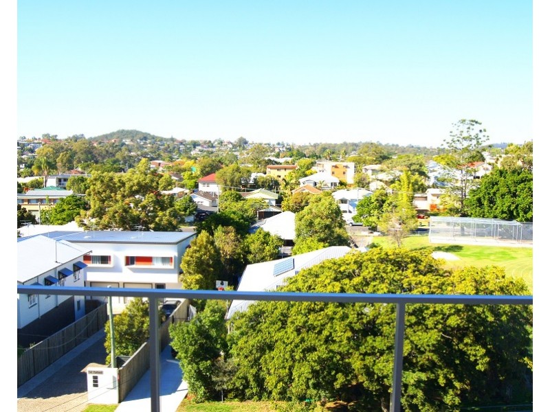 2/19 Talbot Street, Coorparoo QLD 4151