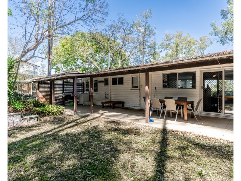 34 Almeida Street, Indooroopilly QLD 4068