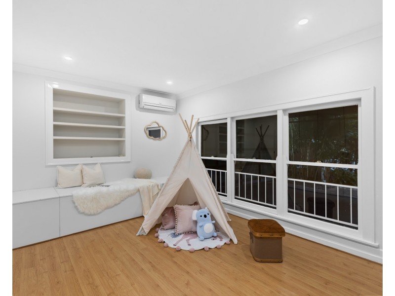 5 Carmody Road, St Lucia QLD 4067