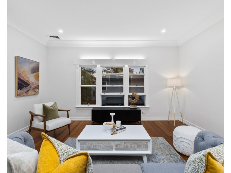 5 Carmody Road, St Lucia QLD 4067