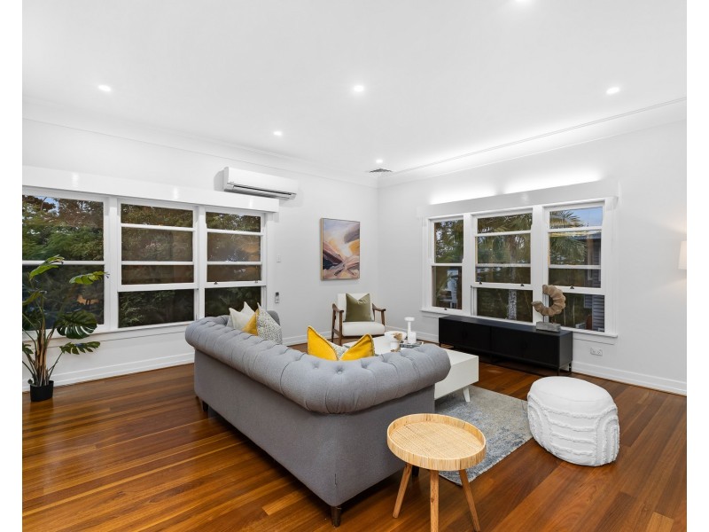 5 Carmody Road, St Lucia QLD 4067