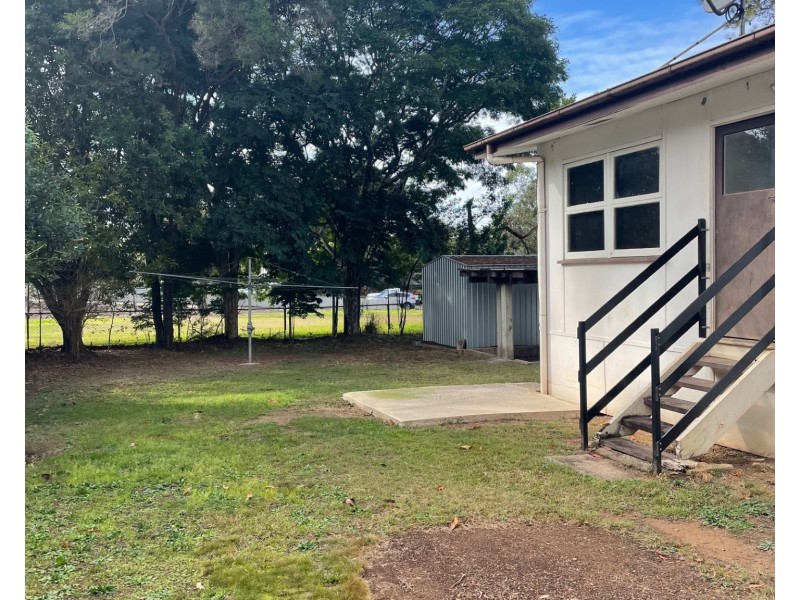 8 Carnival Street, Loganlea QLD 4131