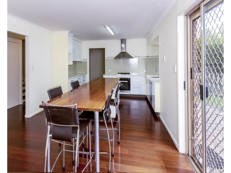 4 Wyambi Place, Middle Park QLD 4074
