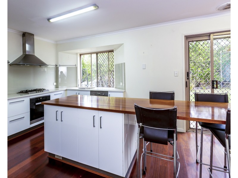 4 Wyambi Place, Middle Park QLD 4074