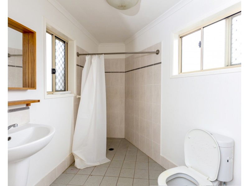 4 Wyambi Place, Middle Park QLD 4074