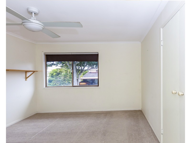 4 Wyambi Place, Middle Park QLD 4074