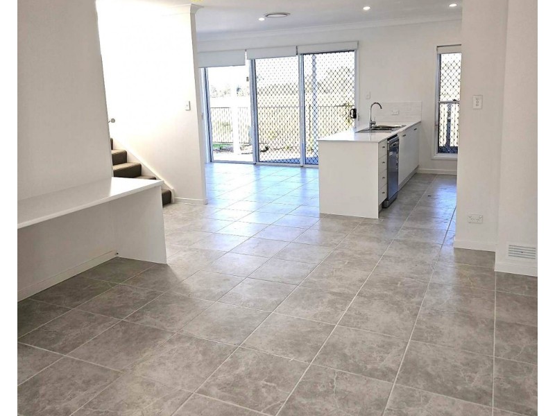 8/31 Sunray Parade, Griffin QLD 4503