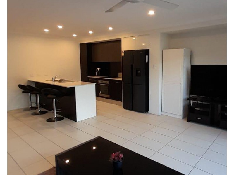 103/5 Angela Way, Pimpama QLD 4209